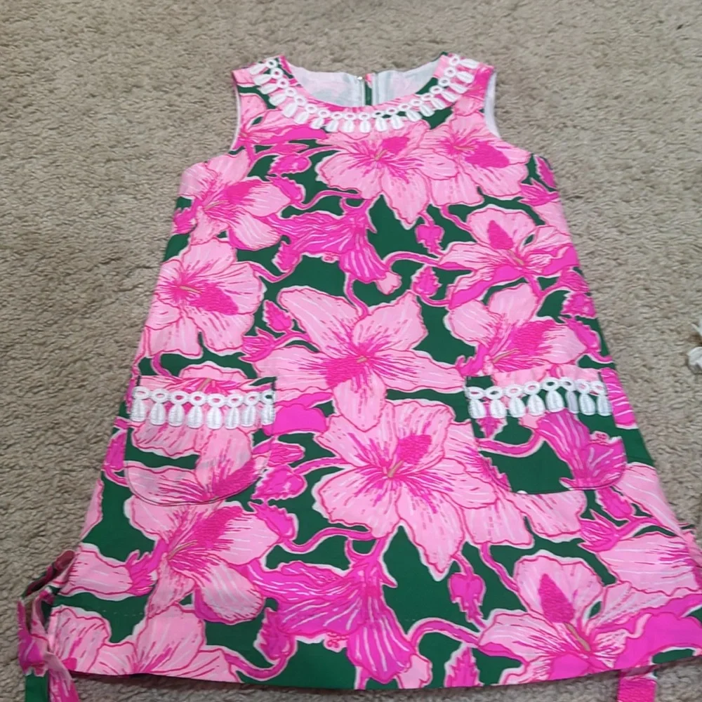 Lilly Pulitzer three lilly
